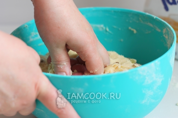 Замесить тесто