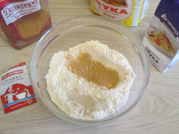 Мука с сахаром