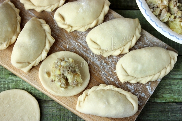 Лепим вареники