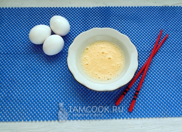 Взбить яйца