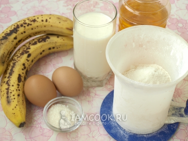 Ингредиенты для банановых блинчиков