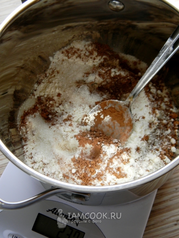 Смешать сыпучие ингредиенты