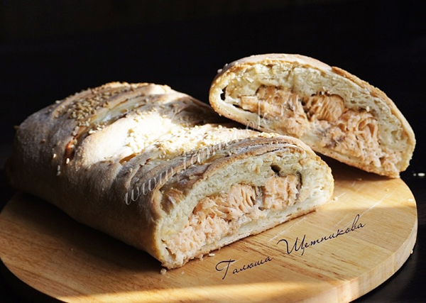 Пирог с форелью