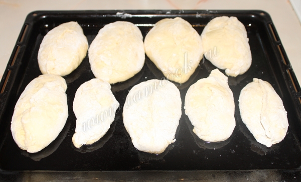 Пирожки на противне