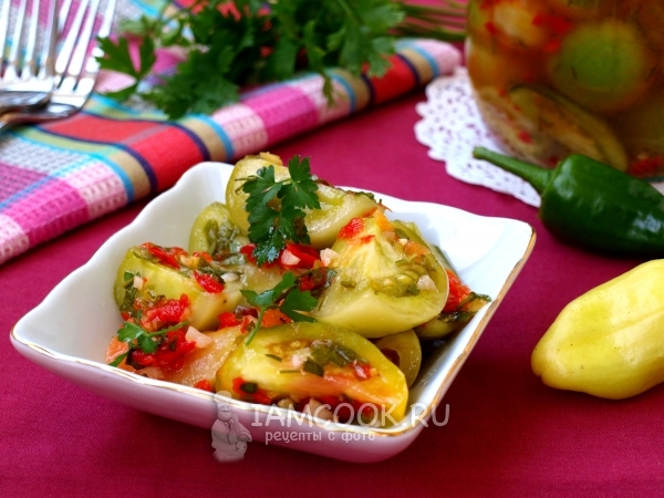 Рецепт острой закуски из зелёных помидоров