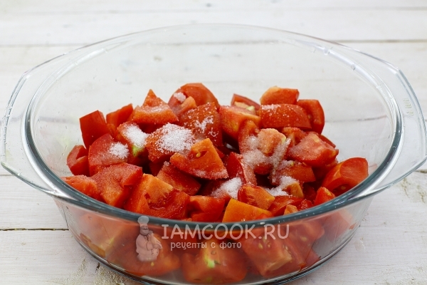 Помидоры со специями и маслом