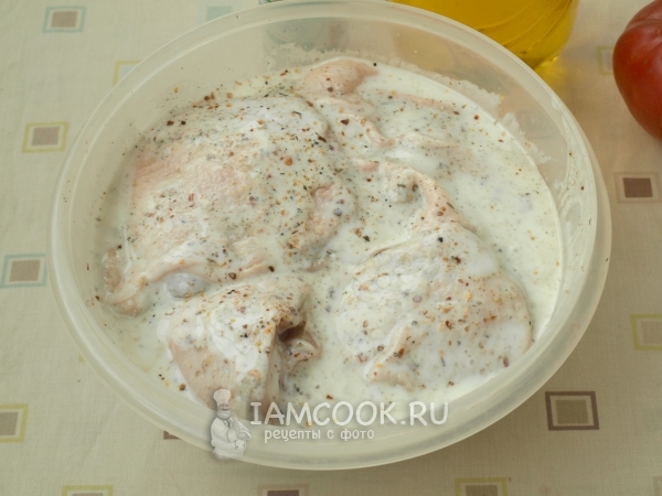 Замариновать куриные бедра