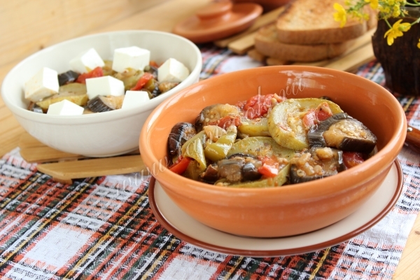 Фото, баклажаны тушеные с овощами