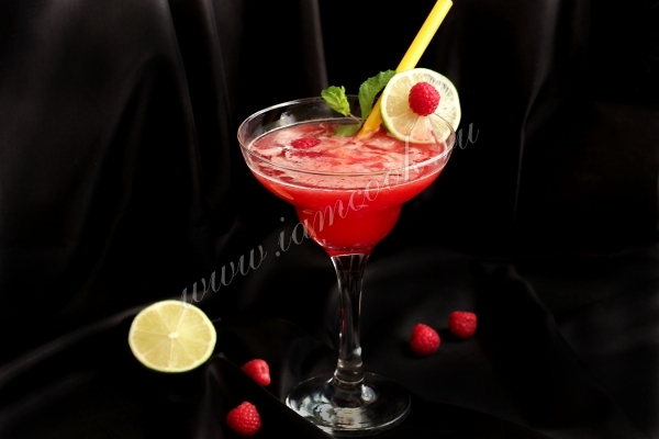 Коктейль малиновый звон