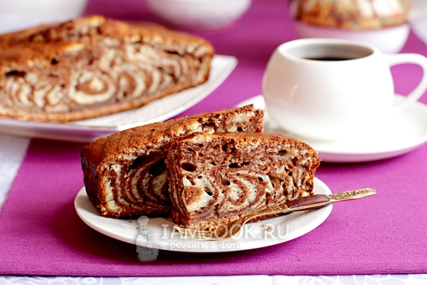 Фото пирога «Зебра» на сметане