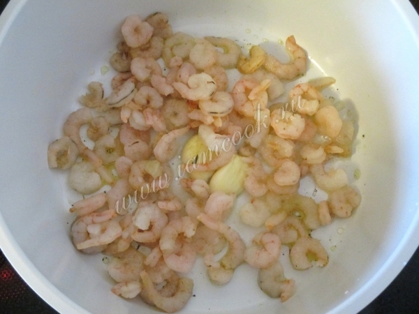 Обжарка креветок