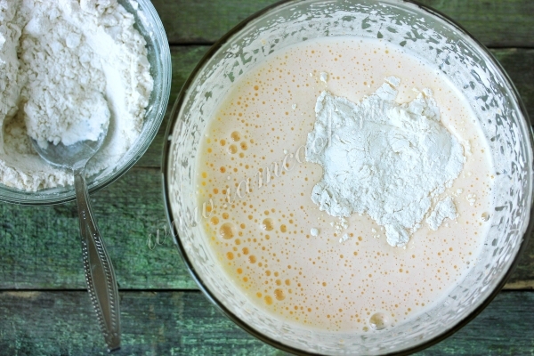 яйца взбитые с мукой