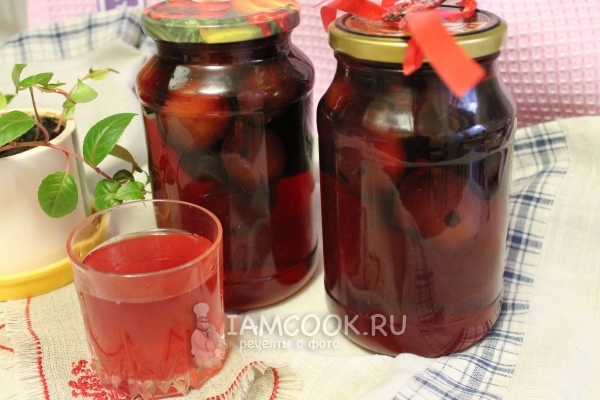 Рецепт сливового компота с косточками на зиму
