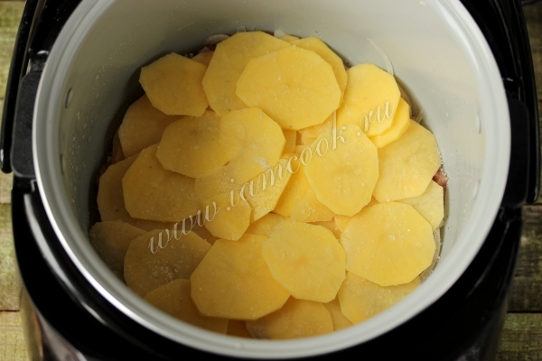 Картофель слой