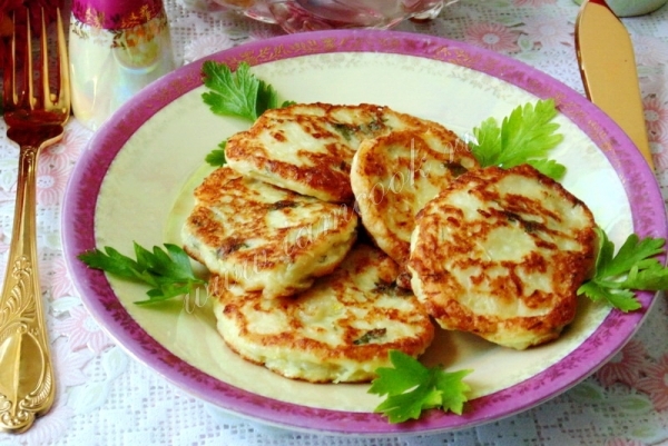 Фото кабачковых оладьев с творогом