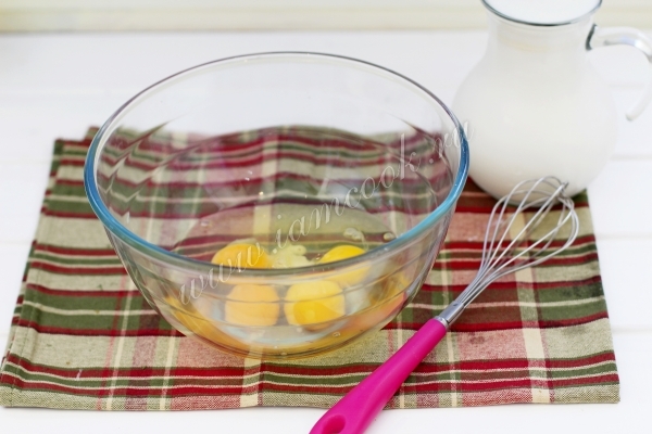 Яйца с солью