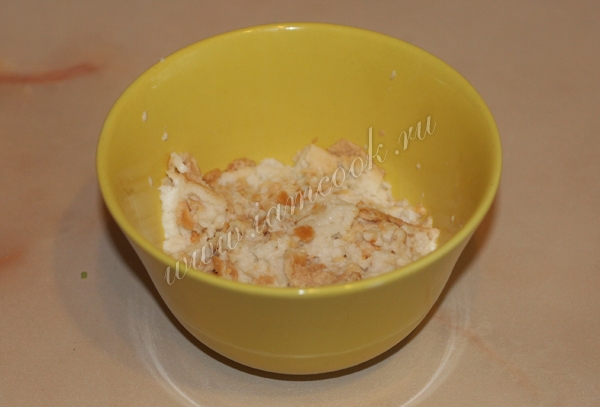 Хлеб размоченный в молоке