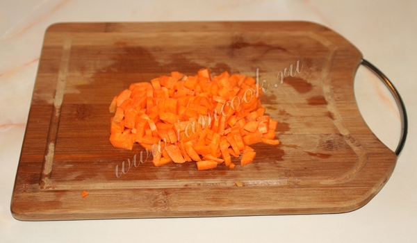 Морковь нарезанная кубиками