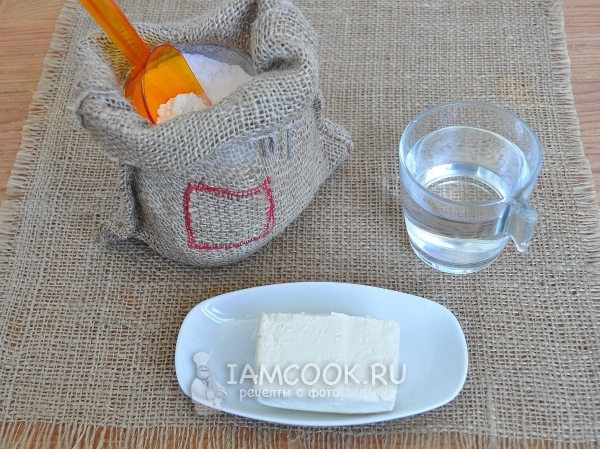 Ингредиенты для теста на чебуреки