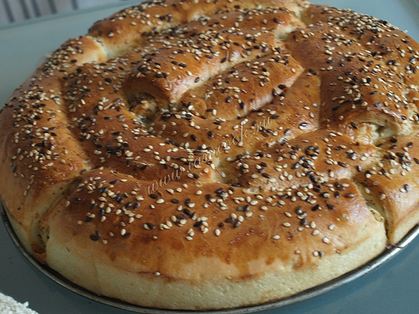 Домашний сырный хлеб