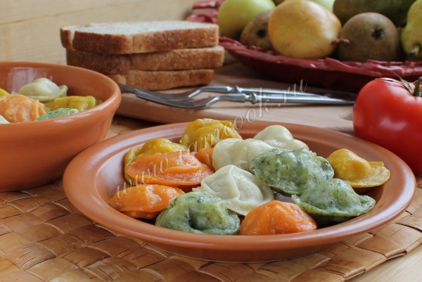 Пельмени цветные, фото