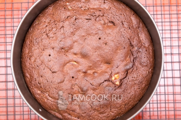 Рецепт шоколадного пирога с базиликом и бананом