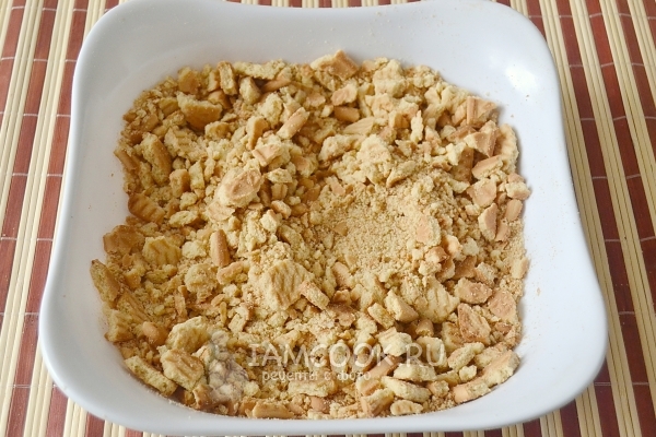 Измельчить печенье