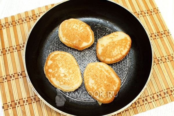 Готовые банановые оладьи