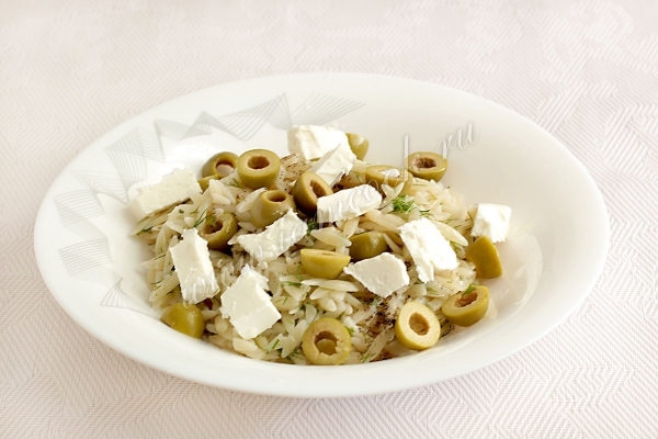 Добавить брынзу