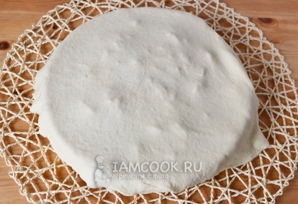 Накрыть начинку тестом