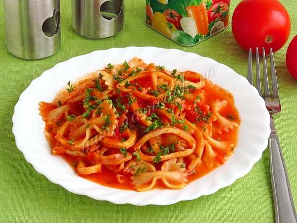 Рецепт фарфалле с кальмарами