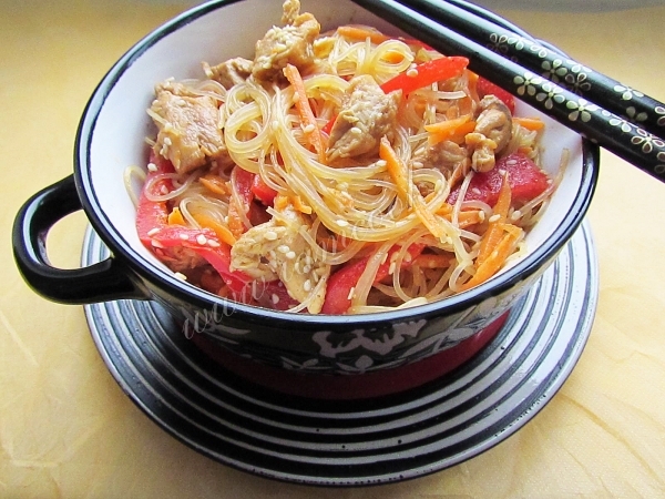 Фото корейского салата из фунчозы