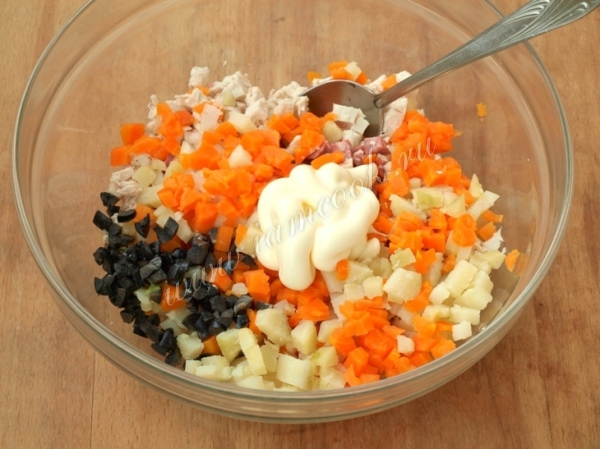 Ингредиенты заправить майонезом