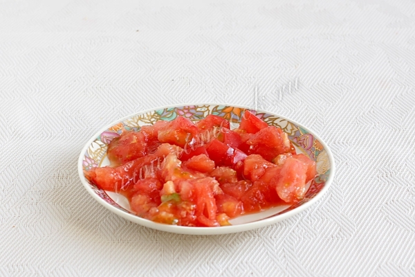 Томаты порезанные