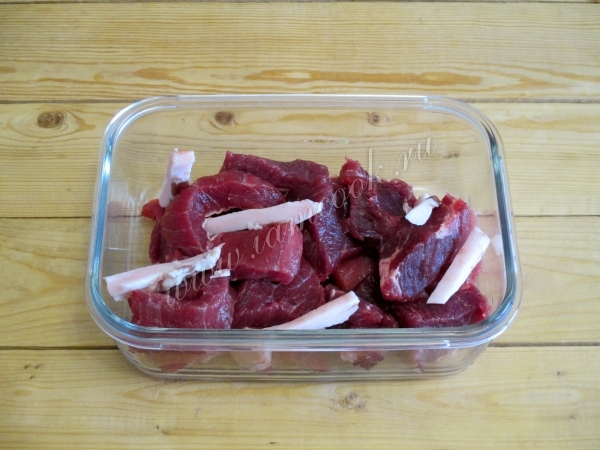 Говядина с салом