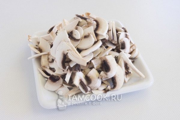 Порезать грибы