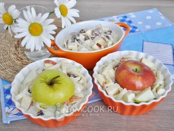 Положить яблоки с хвостиком