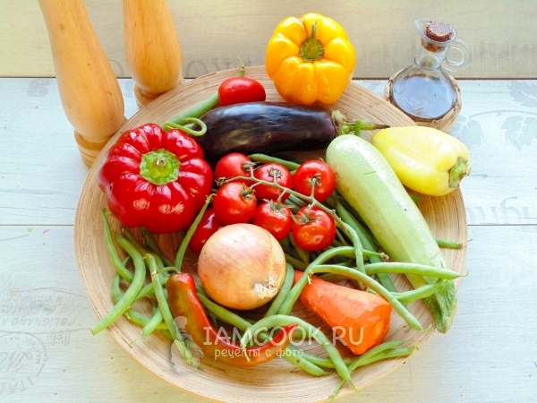 Ингредиенты для болгарского гювеча