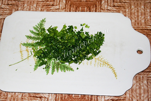 Измельчённая петрушка