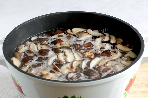 Грибы отварные