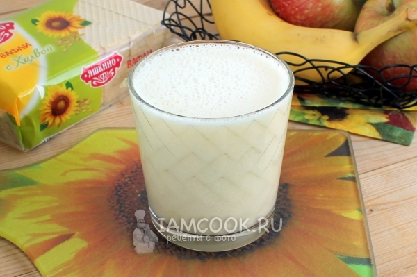 Фото коктейля из фруктов с сывороткой