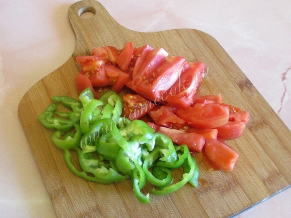 Помидор и сладкий перец