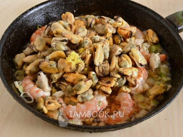 Положить мидий