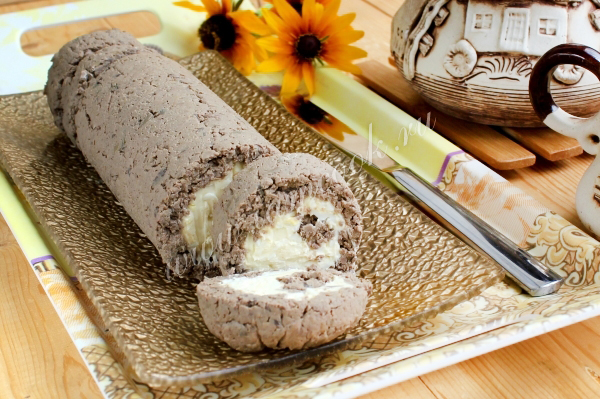 Рецепт печеночного рулета с маслом