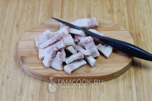 Порезать мясо