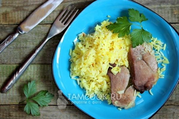 Фото риса с мясом в духовке