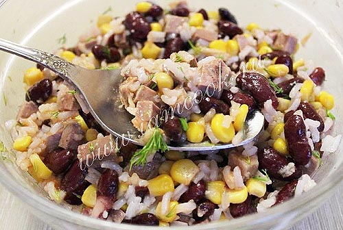 мясной салат с кукурузой