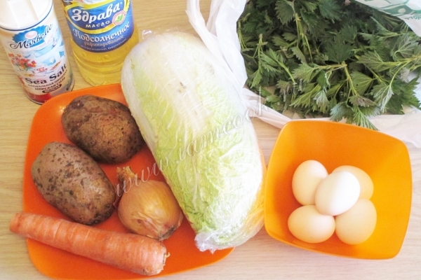 Ингредиенты для борща из крапивы