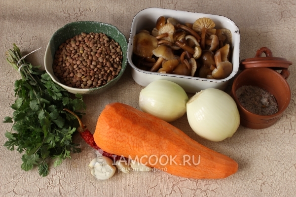 Ингредиенты для чечевицы с опятами