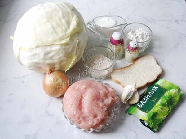 Ингредиенты для голубцов в сметанном соусе